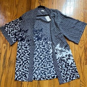 a new day Navy and White Kimono - NWT